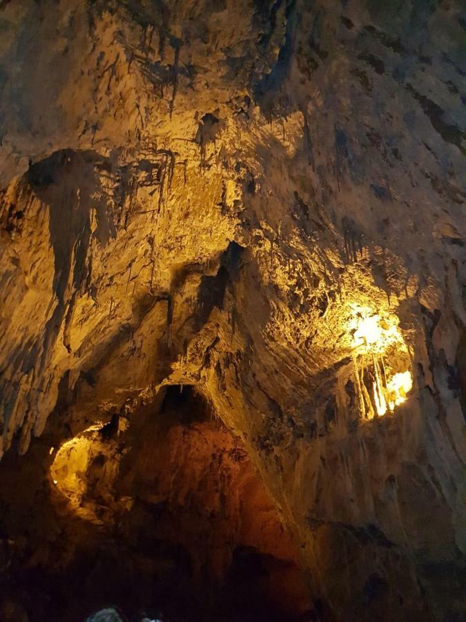 El Balcon Del Sella Leilighet Onís Eksteriør bilde